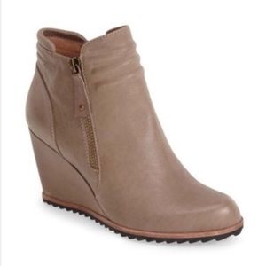 Biala Ashton Wedge Ankle Boot Taupe Womens Size 41EU / 9.5 US